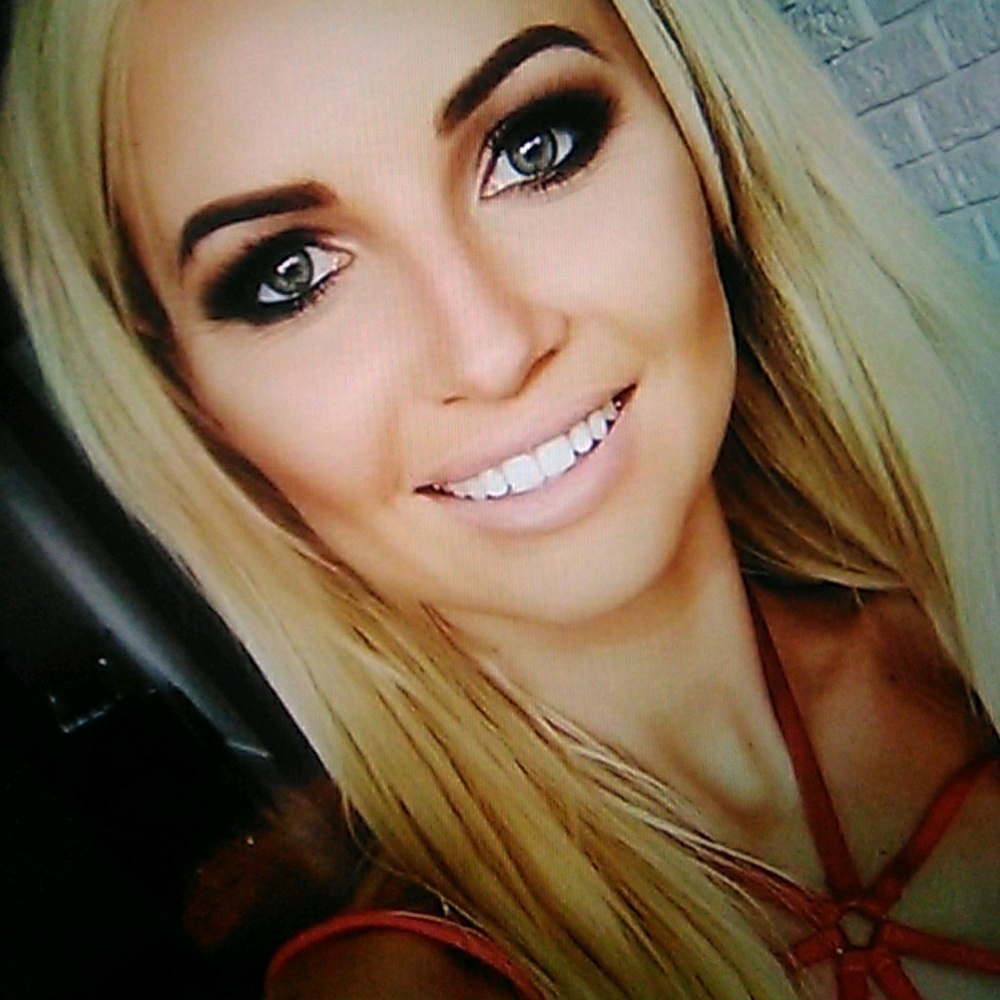 Meet your Posher, Kimberly